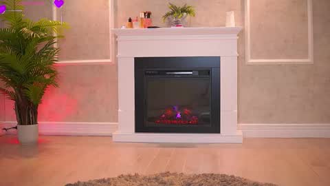 Snapshot of abbela_white chatting on October 14, 7:33 am Alexa online show from October 14, 7:33 am