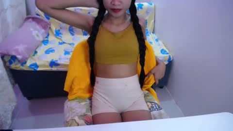 abbywinter18 online show from October 1, 12:48 am