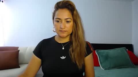 ximena online show from February 23, 1:32 pm