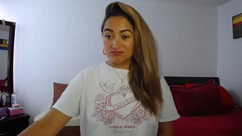 ximena online show from April 13, 12:39 pm