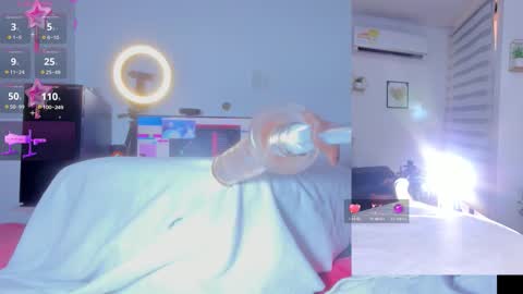 Abigail online show from December 4, 6:30 pm