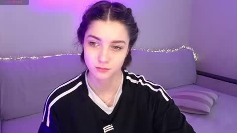 Abigail online show from July 25, 12:01 pm