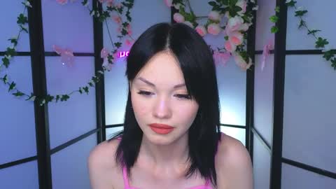 Lily online show from May 12, 2:46 pm