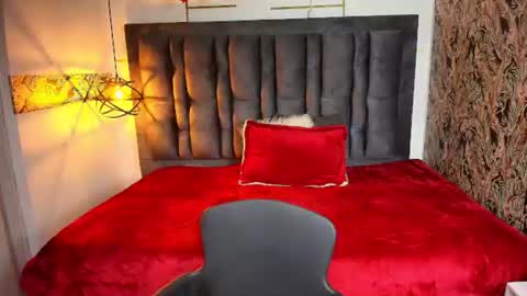 Abril Fox online show from July 21, 12:06 pm