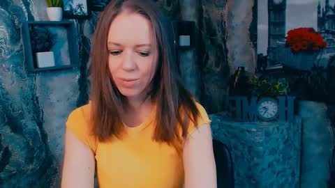 adamais_ online show from November 15, 7:31 am