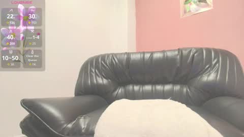 Snapshot of addison_skyy chatting on October 6, 1:50 pm Addison Skyy online show from October 6, 1:50 pm