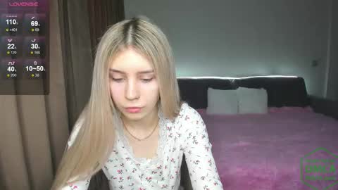 Adel online show from February 19, 9:53 am