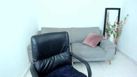 Carolina online show from September 28, 3:39 pm