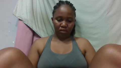 adelealy online show from February 3, 2:53 am