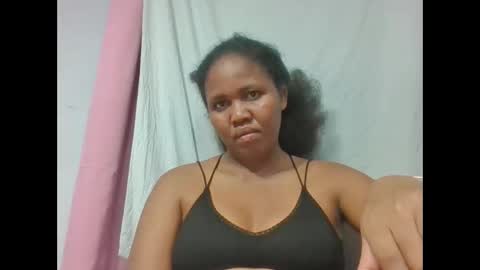 adelealy online show from October 19, 6:10 pm