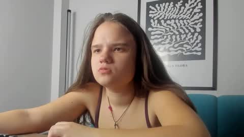 adelecruzz online show from April 10, 12:11 pm