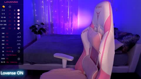 Adele online show from March 16, 5:44 am