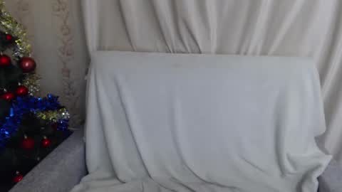 Snapshot of adelinalawson chatting on January 17, 4:04 pm adelinalawson online show from January 17, 4:04 pm