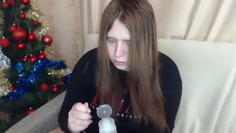 Snapshot of adelinalawson chatting on January 7, 6:45 pm adelinalawson online show from January 7, 6:45 pm