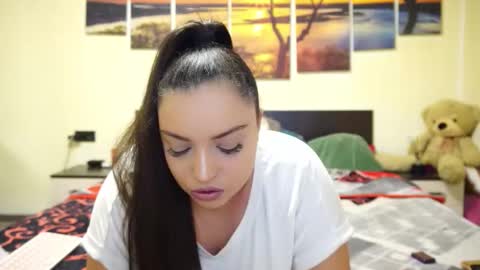 Adellineee online show from January 6, 10:46 pm