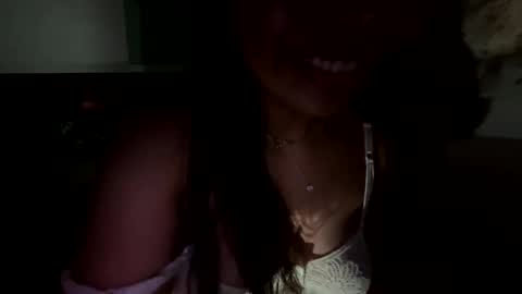 adriana online show from December 19, 7:50 pm