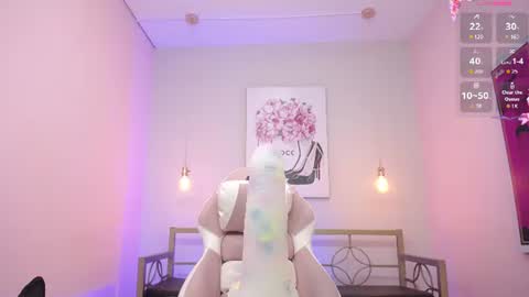 Adri  online show from June 12, 1:30 pm
