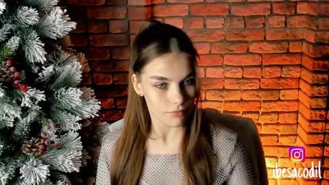 Adri online show from December 27, 9:54 pm