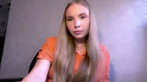 Caroline online show from May 20, 3:09 pm