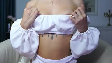 Aelia online show from September 13, 4:09 am