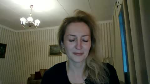 aeroliss online show from April 12, 5:05 pm