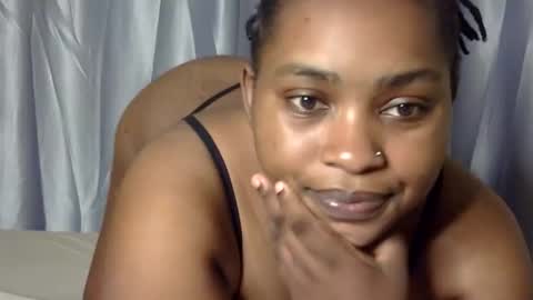 stella online show from November 8, 9:09 pm