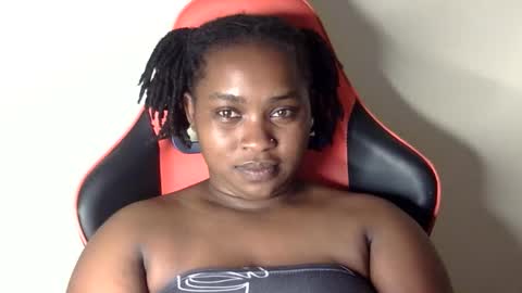 Snapshot of african001 chatting on September 10, 7:47 pm stella online show from September 10, 7:47 pm