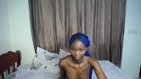 africana_slimqueen online show from April 15, 11:22 am