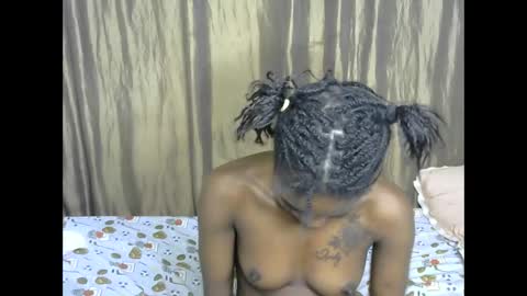 africana_slimqueen online show from May 26, 11:37 pm