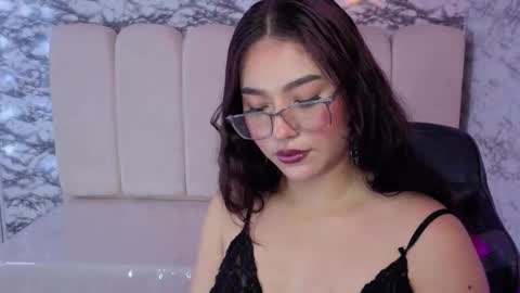 afrodita_wild_v online show from December 18, 8:57 pm