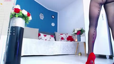 Amalia online show from October 2, 3:50 pm