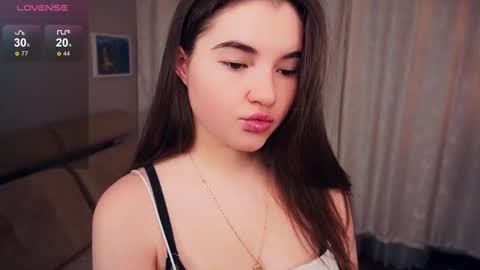 Lana  1800 - 0330 UTC   Mia 0700- 1630 UTC online show from February 27, 6:20 pm