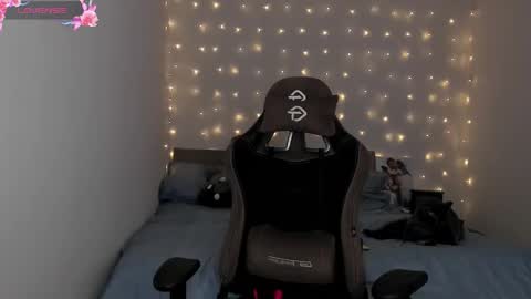 Eva online show from February 6, 7:45 am