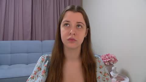 Agata Aisitt online show from May 18, 5:13 am