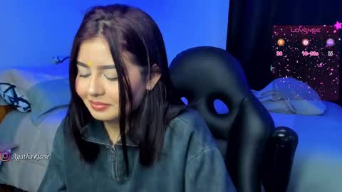 Cat online show from March 1, 6:46 am