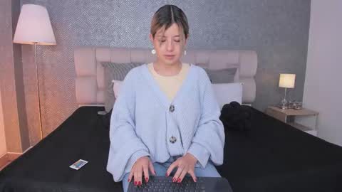 Ahmara  online show from January 7, 11:35 am