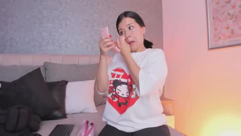 Ahmara  online show from September 24, 11:42 am