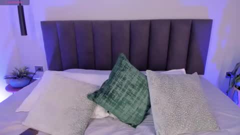 ailanacortes online show from November 28, 11:57 am