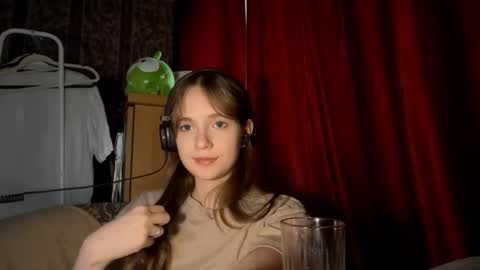 Kira online show from October 7, 12:42 pm