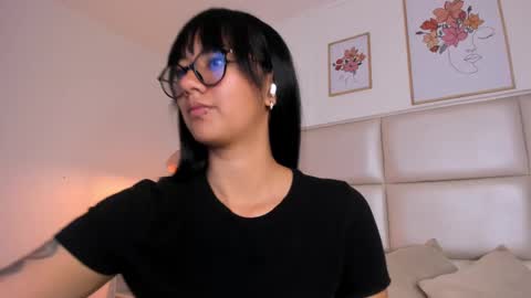 Aily Yozuko online show from February 20, 2:51 am