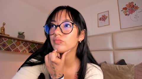 Aily Yozuko online show from February 10, 3:35 am