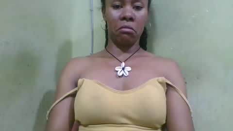 aimee982179 online show from May 31, 10:43 am