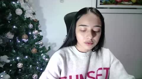Snapshot of aineangeel chatting on December 28, 12:26 am AINE online show from December 28, 12:26 am