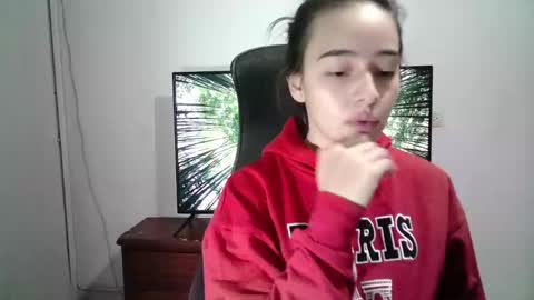 Snapshot of aineangeel chatting on February 19, 11:46 pm AINE online show from February 19, 11:46 pm