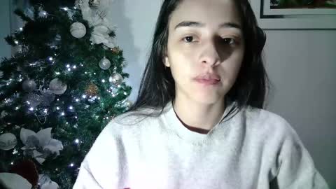 Snapshot of aineangeel chatting on December 25, 11:31 pm AINE online show from December 25, 11:31 pm