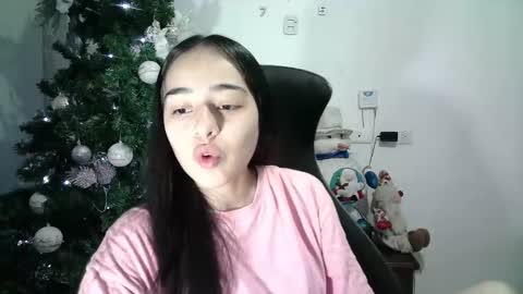 Snapshot of aineangeel chatting on January 28, 11:07 pm AINE online show from January 28, 11:07 pm