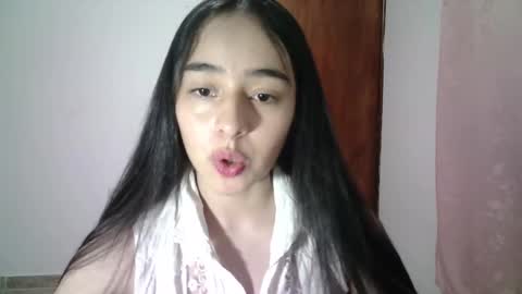 Snapshot of aineangeel chatting on September 12, 1:39 am AINE online show from September 12, 1:39 am
