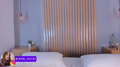 Aisha online show from October 21, 9:41 pm