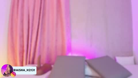 Aisha online show from December 1, 8:33 pm