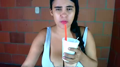 aisha koswell3 online show from November 28, 6:27 am